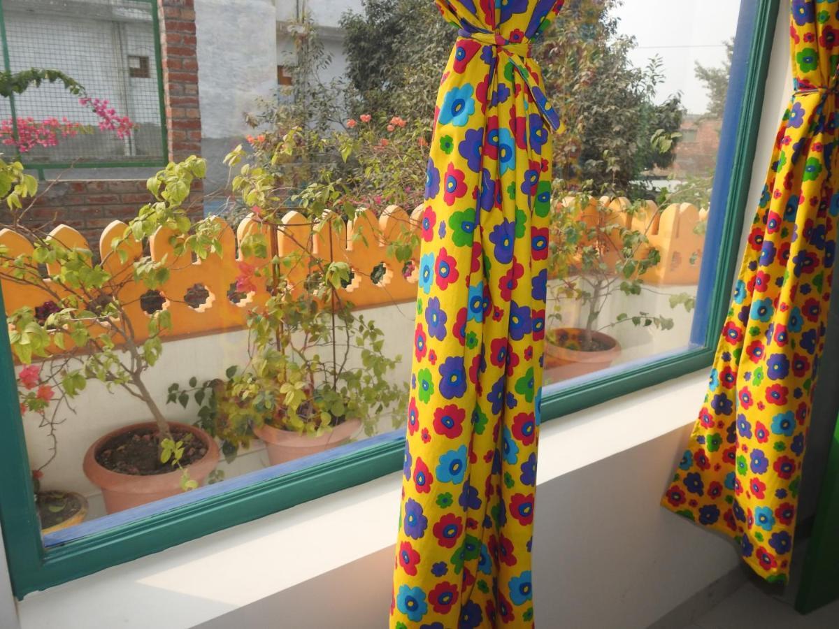 Coral Country Homestay Agra  Εξωτερικό φωτογραφία