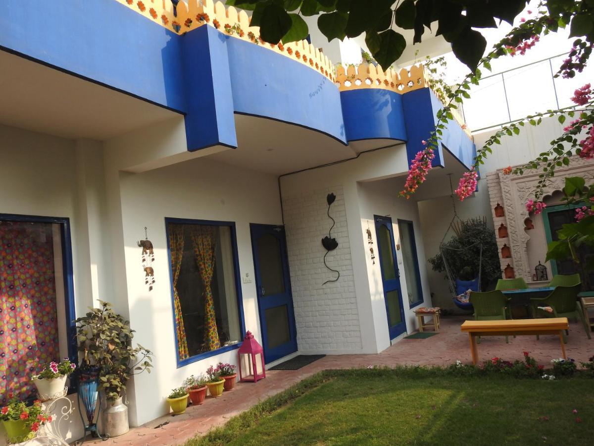 Coral Country Homestay Agra  Εξωτερικό φωτογραφία