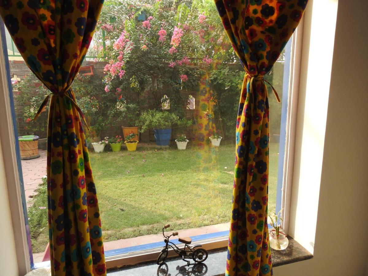 Coral Country Homestay Agra  Εξωτερικό φωτογραφία